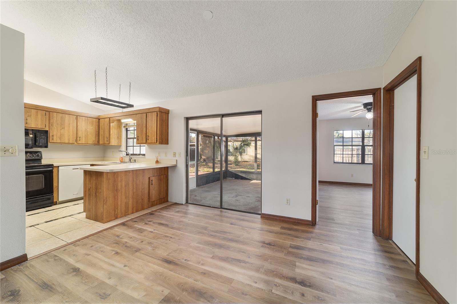 COUNTRYSIDE ESTATE - Residential