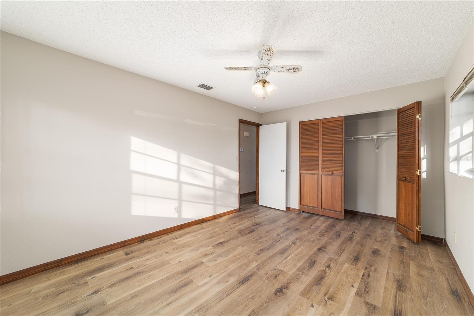 COUNTRYSIDE ESTATE - Residential