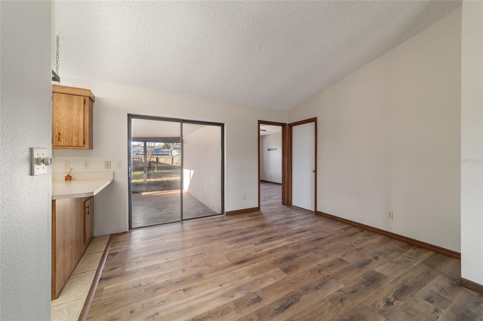 COUNTRYSIDE ESTATE - Residential