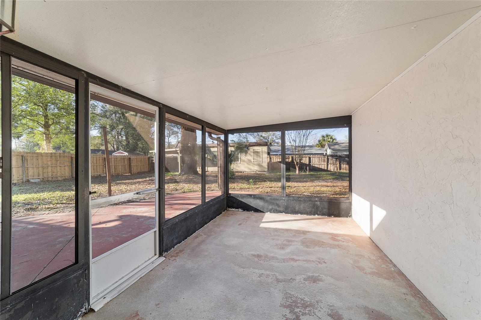 COUNTRYSIDE ESTATE - Residential