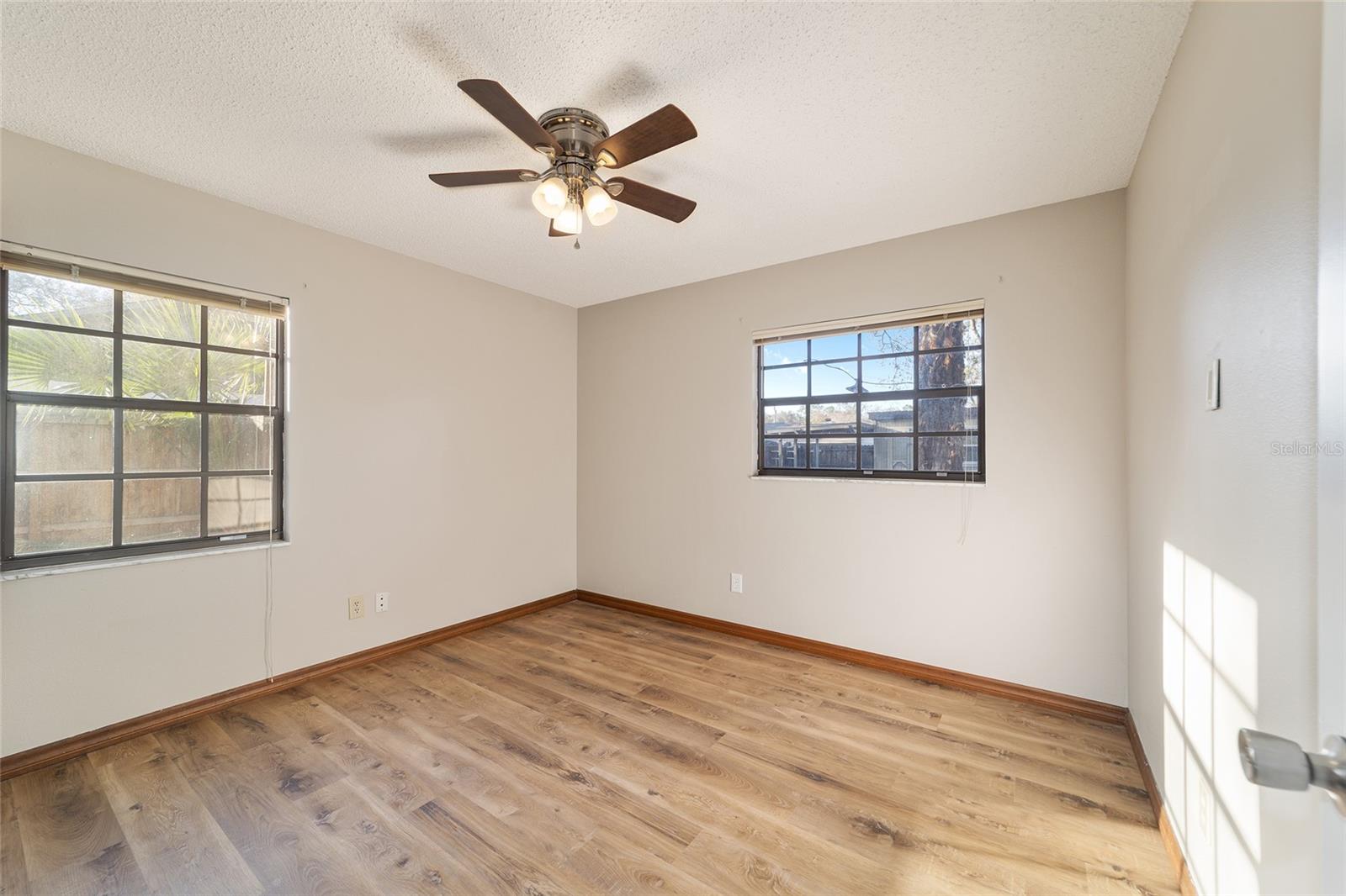 COUNTRYSIDE ESTATE - Residential