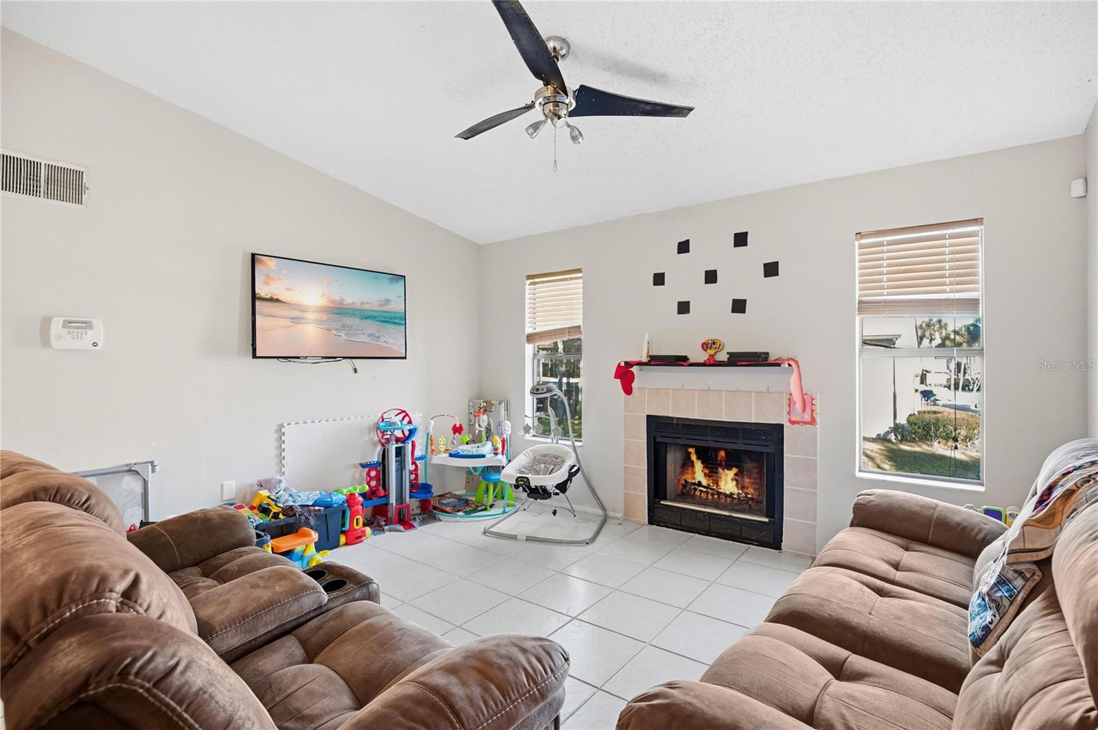 3124 S SEMORAN BOULEVARD 208