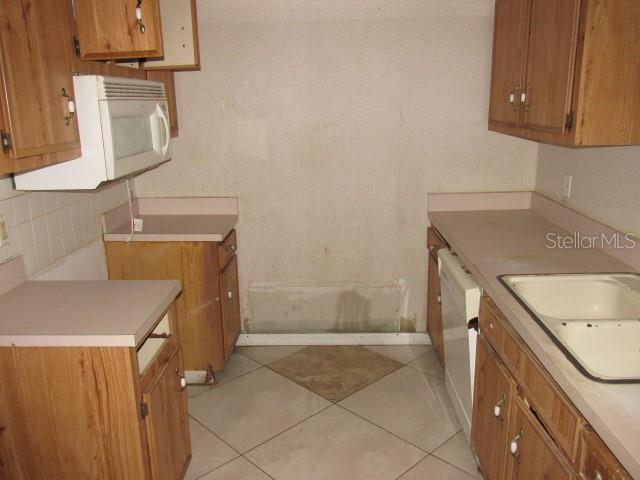 7651 RIO PINAR LAKES BOULEVARD