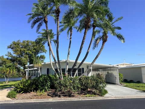 Photo of 182 N Saint Thomas Circle, Apollo Beach, FL 33572 (MLS # TB8561273)