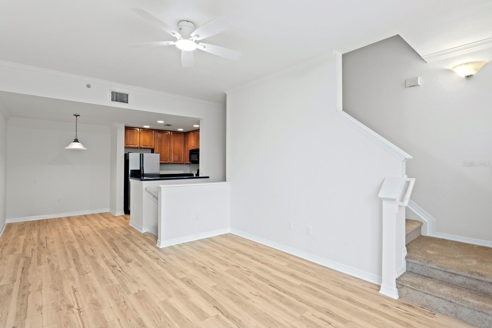 ARLINGTON PARK CONDO - Residential