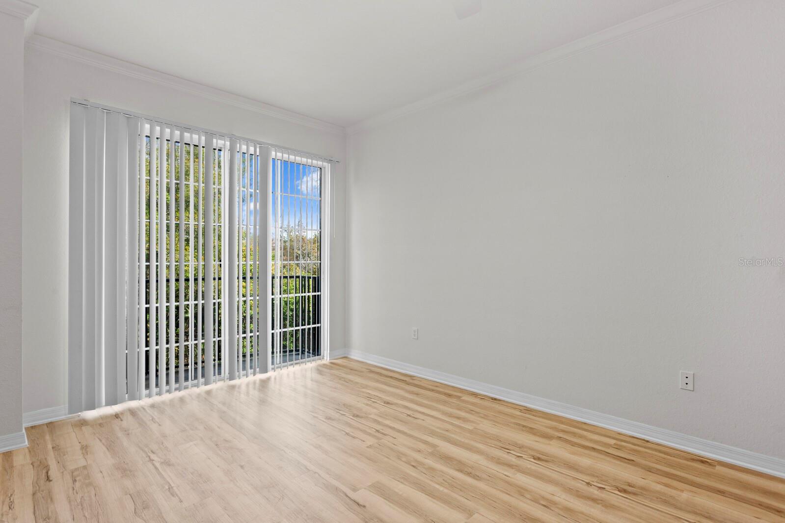 ARLINGTON PARK CONDO - Residential