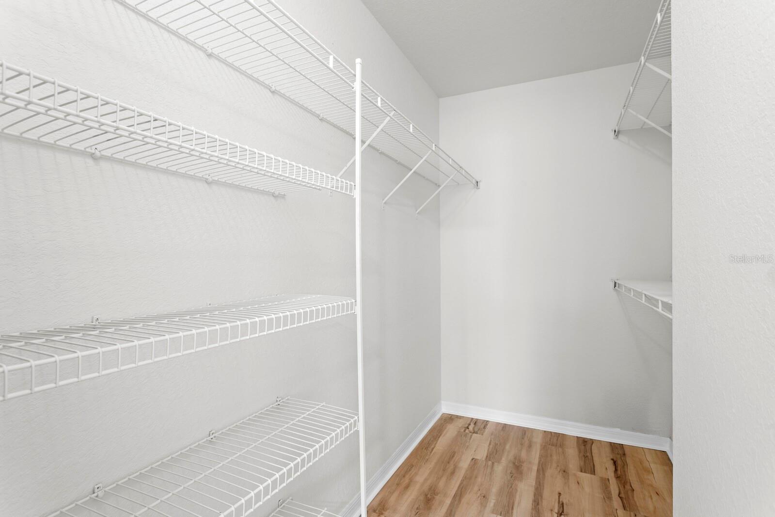 ARLINGTON PARK CONDO - Residential