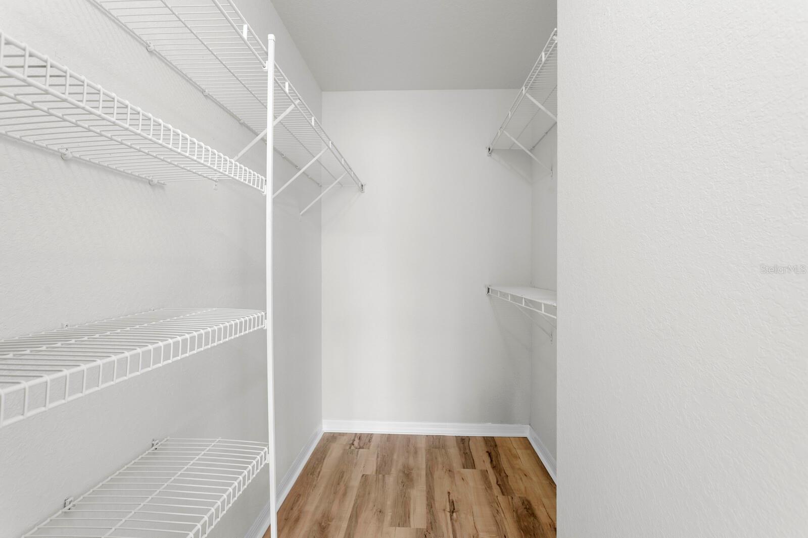 ARLINGTON PARK CONDO - Residential