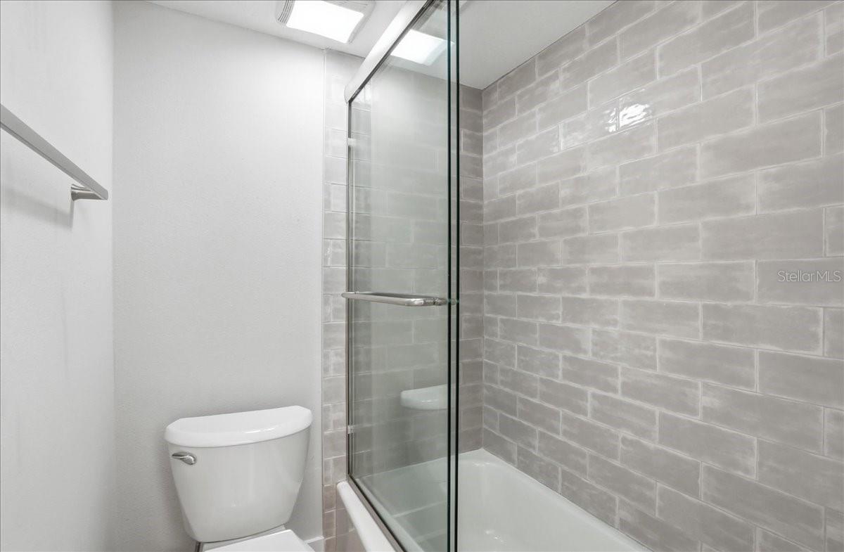 BOCA SHORES CONDO - Residential