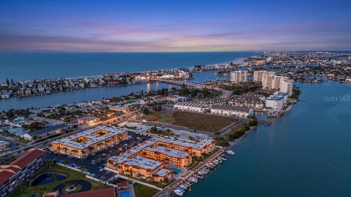 BOCA SHORES CONDO - Residential