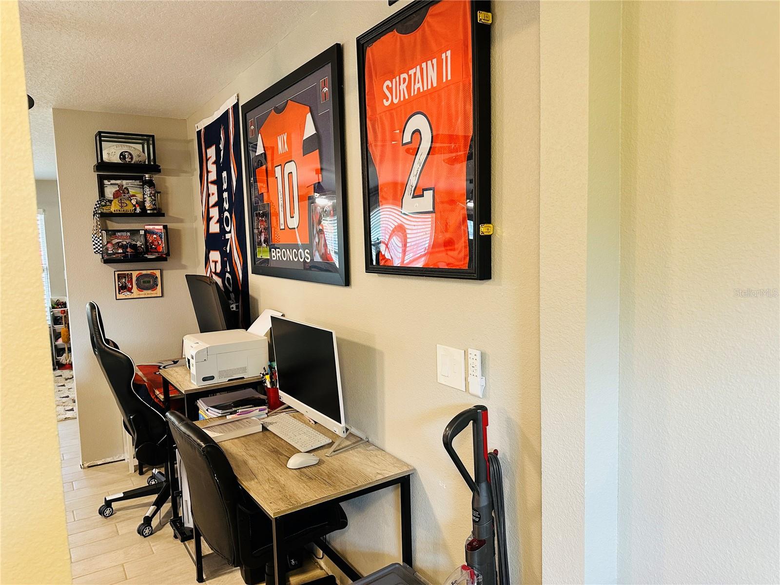 SPANISH MISSION HEIGHTS #4 - Residential