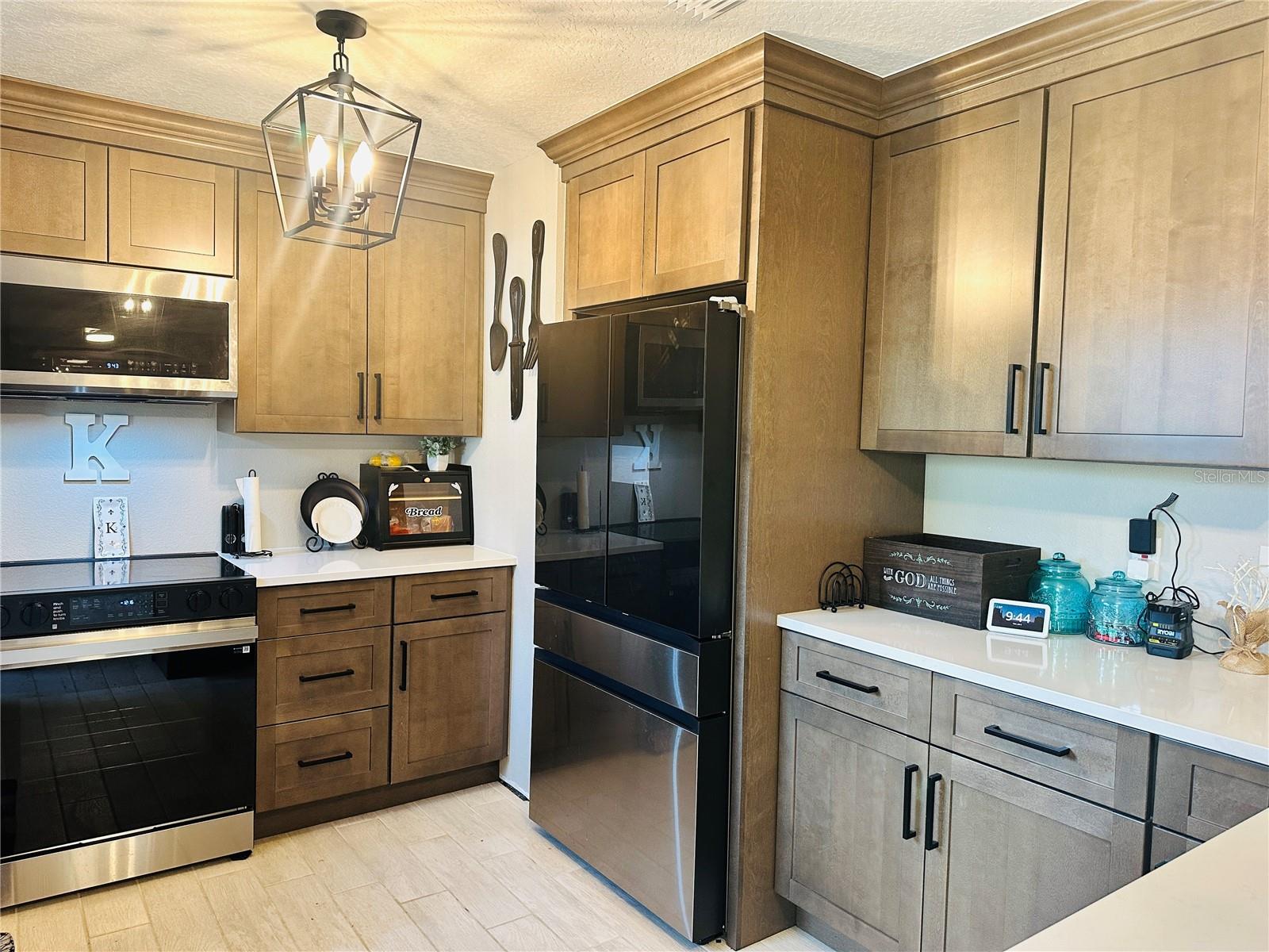 SPANISH MISSION HEIGHTS #4 - Residential