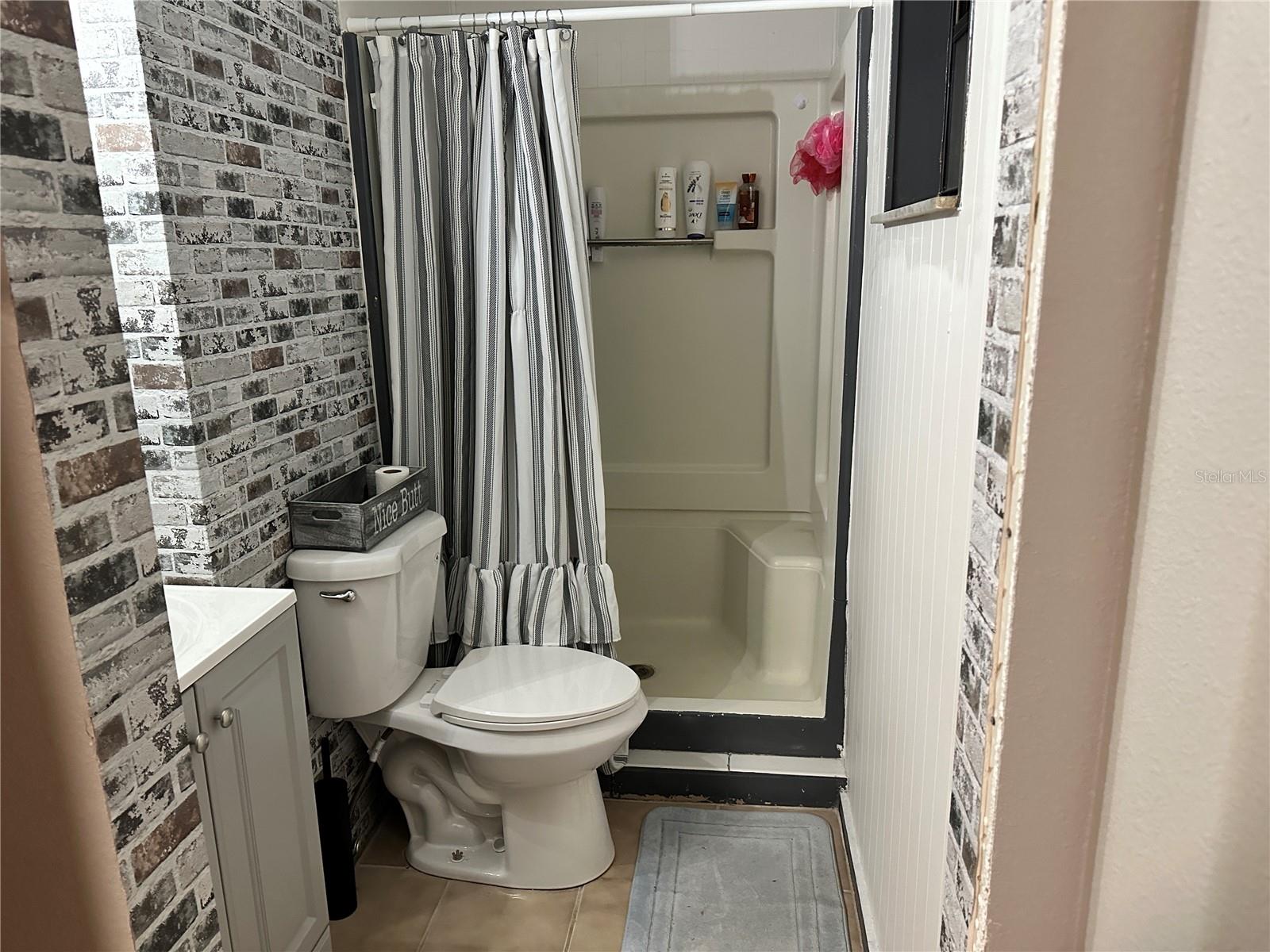 SPANISH MISSION HEIGHTS #4 - Residential