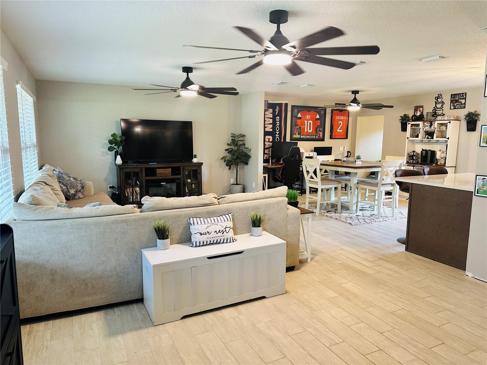 SPANISH MISSION HEIGHTS #4 - Residential