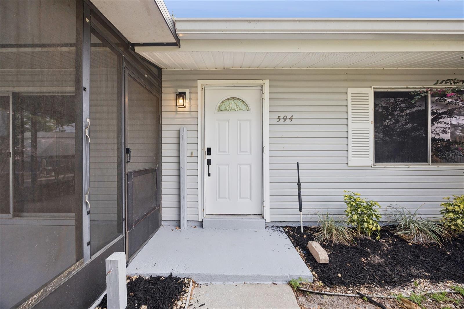 594 HEATHERTON VILLAGE