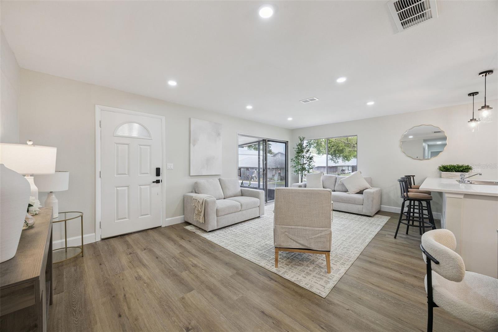 594 HEATHERTON VILLAGE