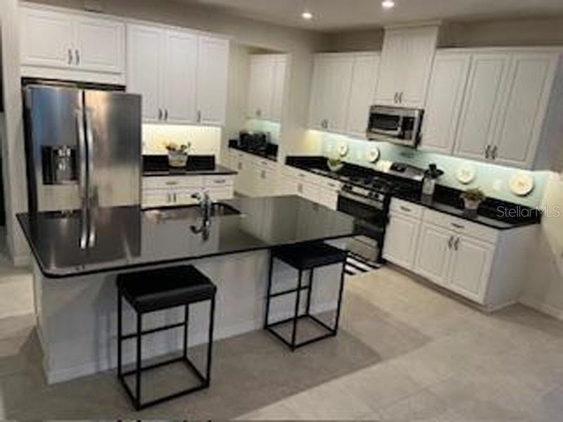 10429 MACFARLANE PLACE