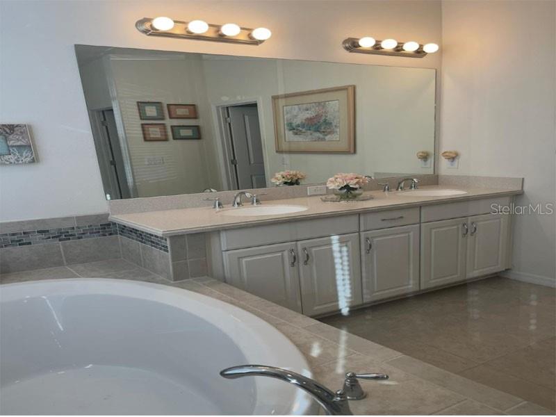 ARTISAN LAKES EAVES BEND PH I SP A-K - Residential