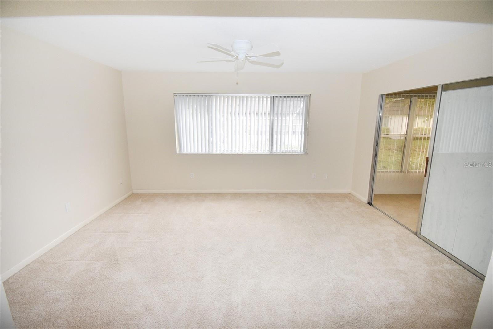 GLEN OAKS RIDGE VILLAS 1 - Residential Lease