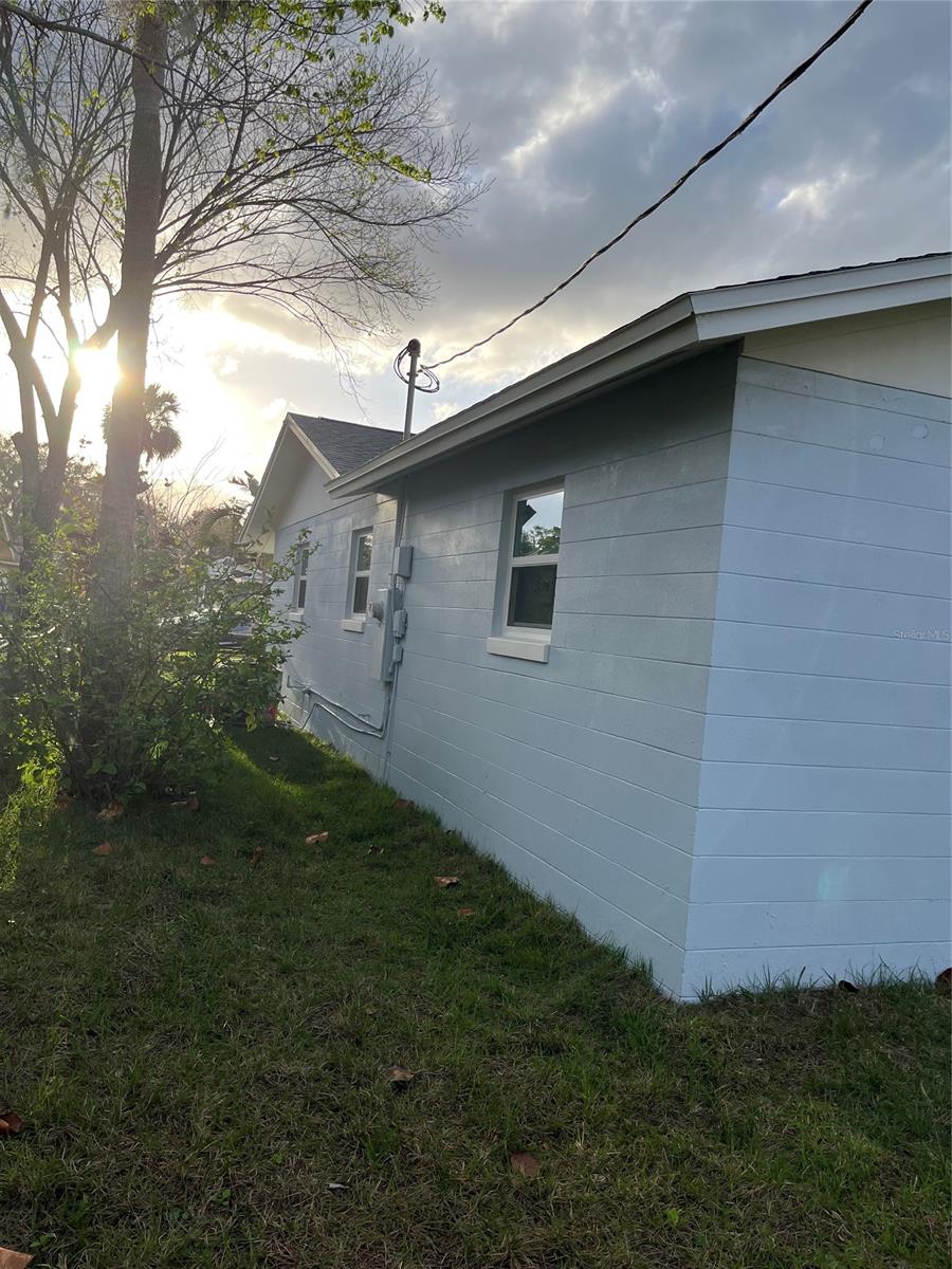 Pointer 01 - Residential