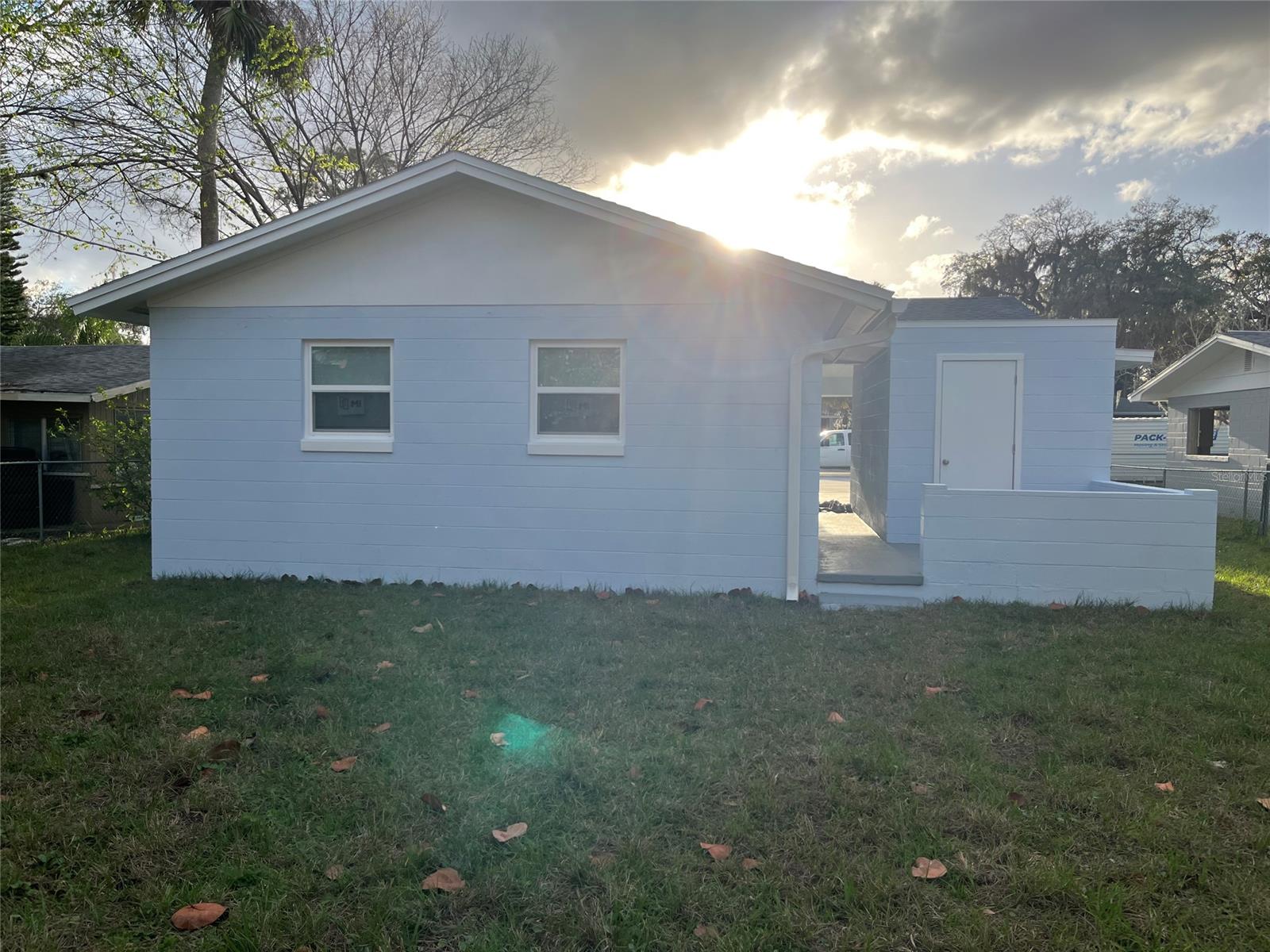 Pointer 01 - Residential