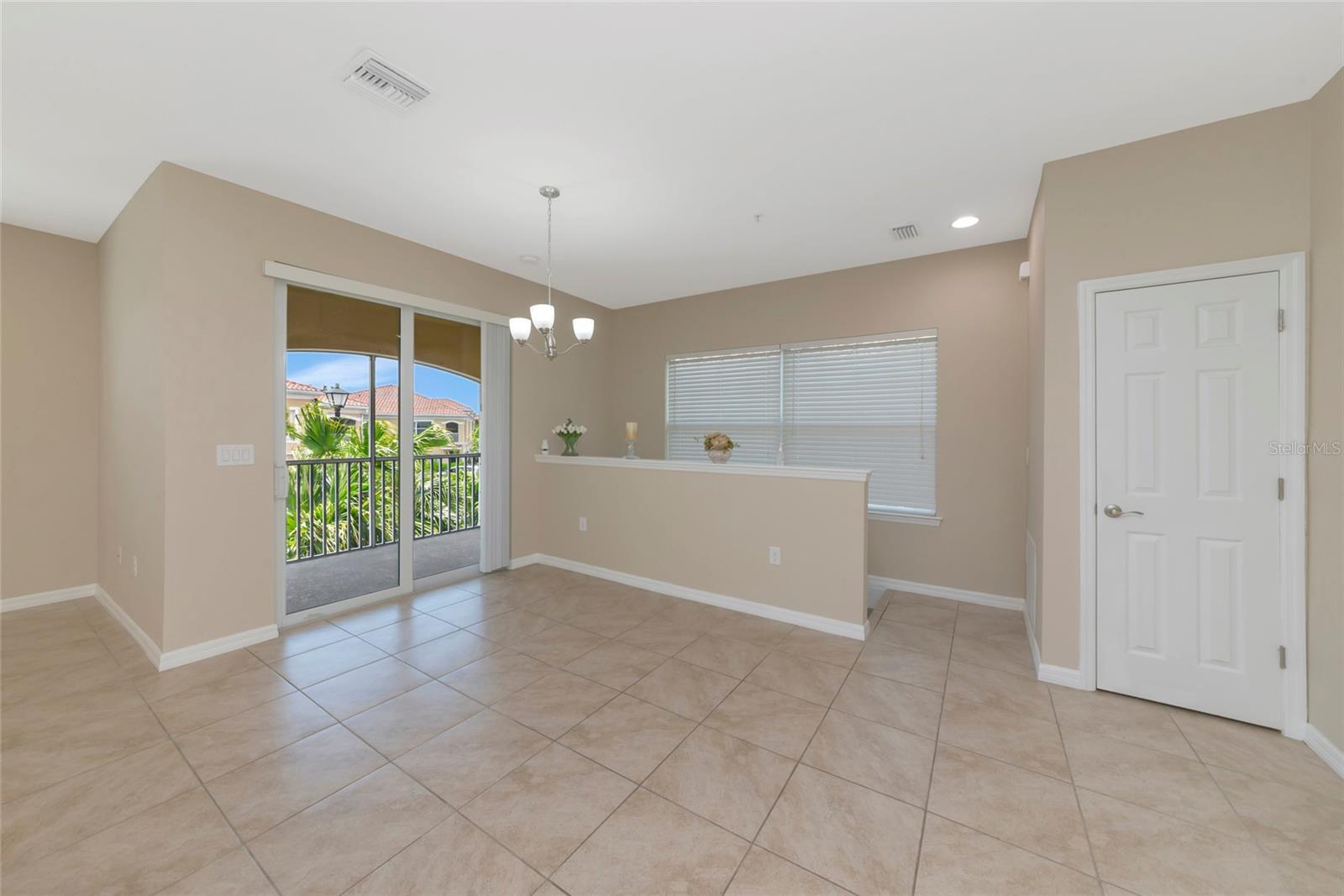 4296 EXPEDITION WAY 104