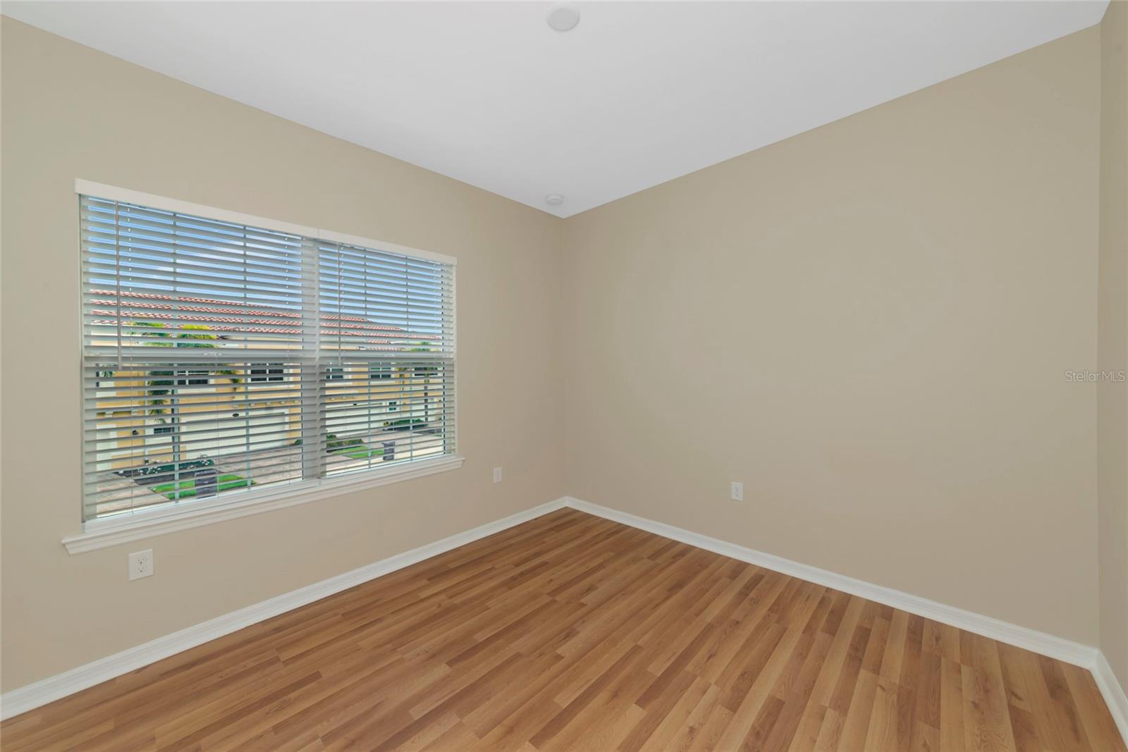 BAY STREET VILLAGE - Residential