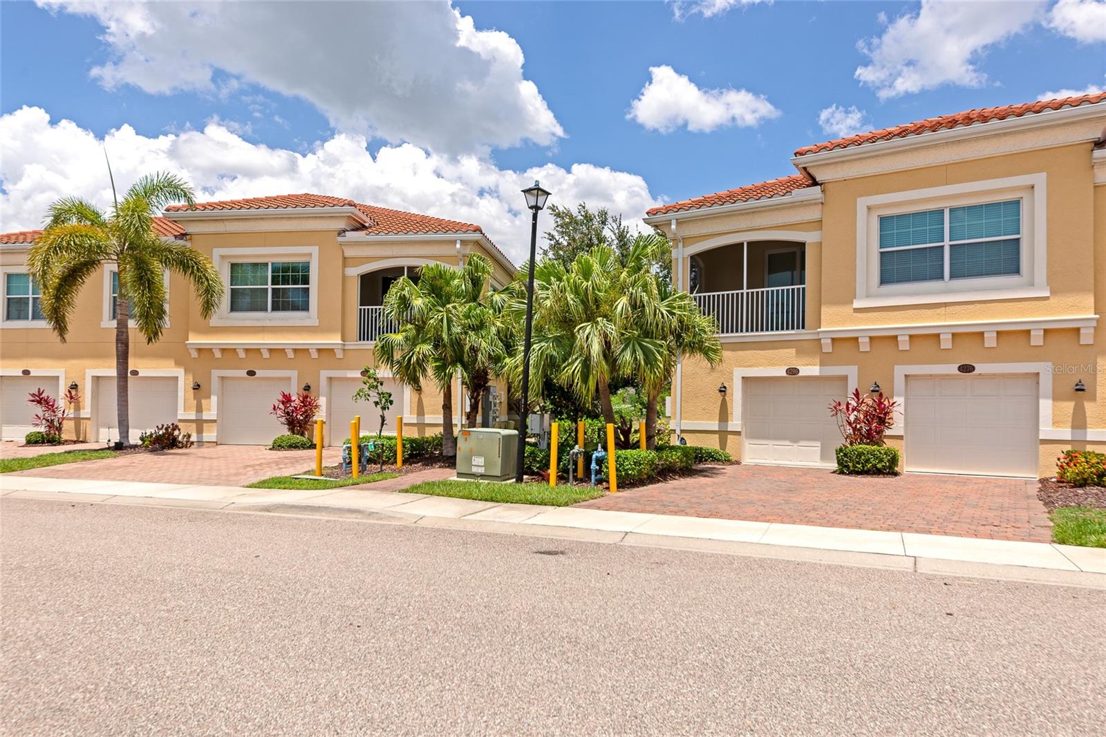BAY STREET VILLAGE - Residential