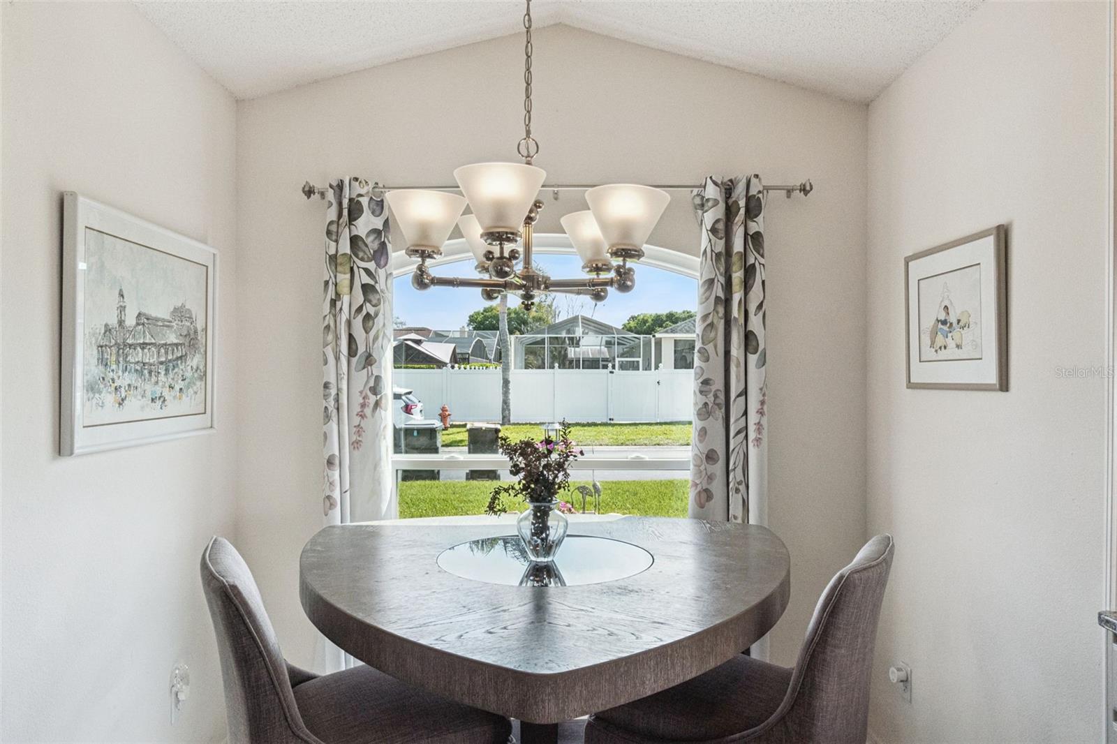 RIDGEWOOD POINTE - Residential