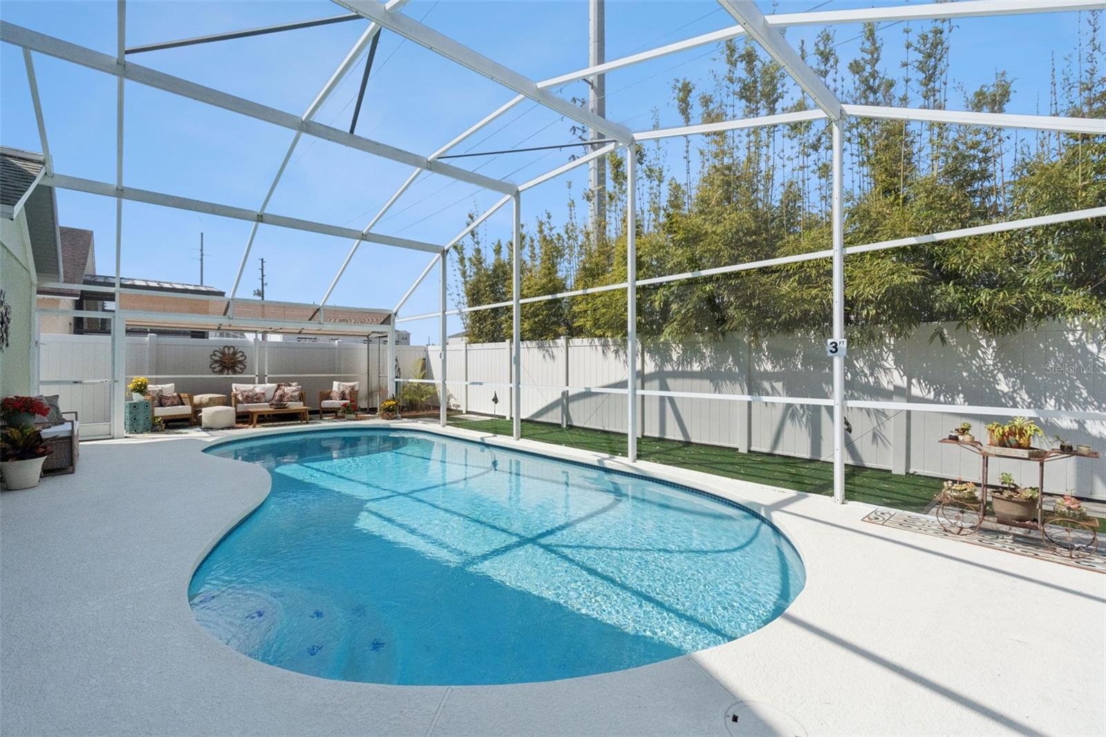 RIDGEWOOD POINTE - Residential