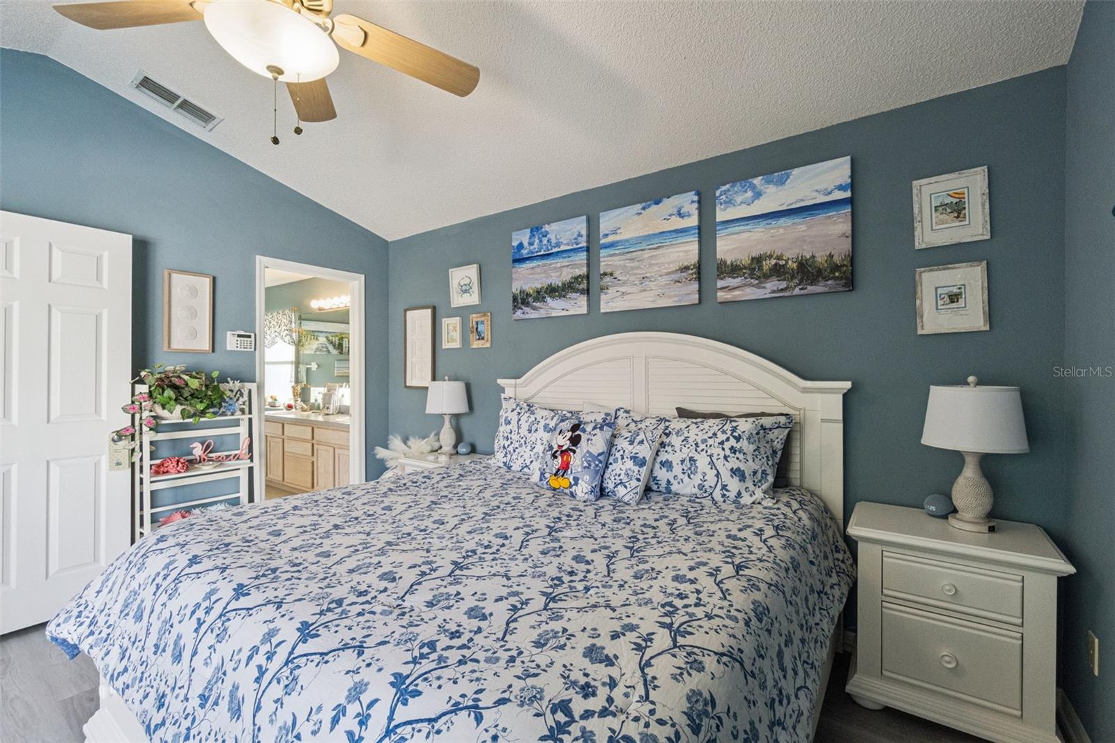 RIDGEWOOD POINTE - Residential