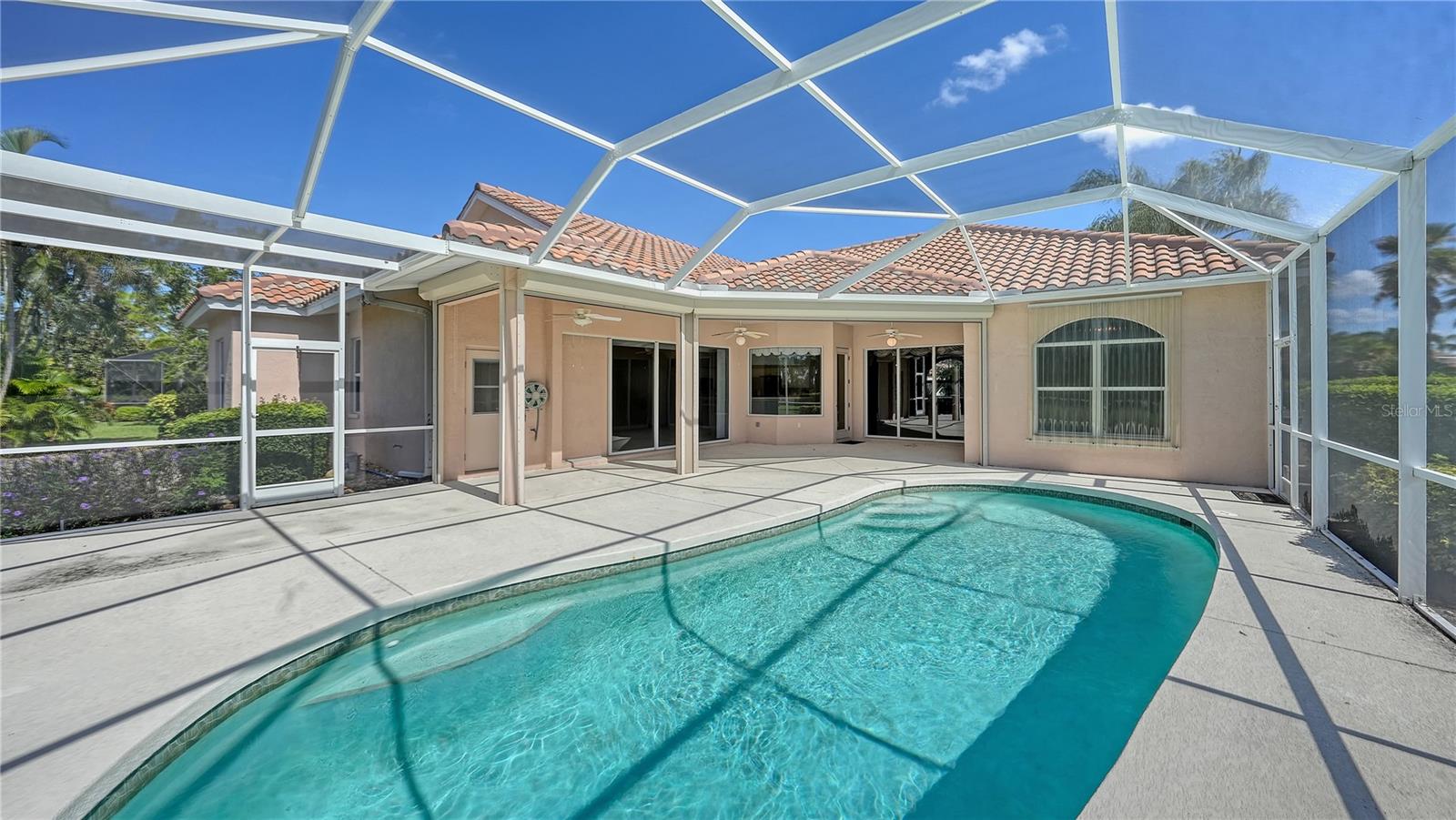 RIVENDELL UNIT 3-B  THE WOODLANDS - Residential