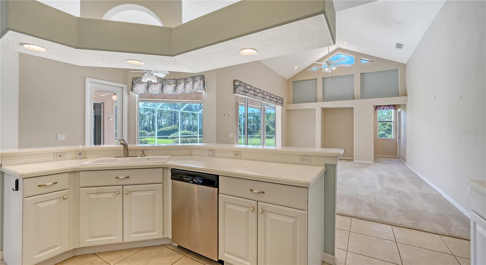 RIVENDELL UNIT 3-B  THE WOODLANDS - Residential