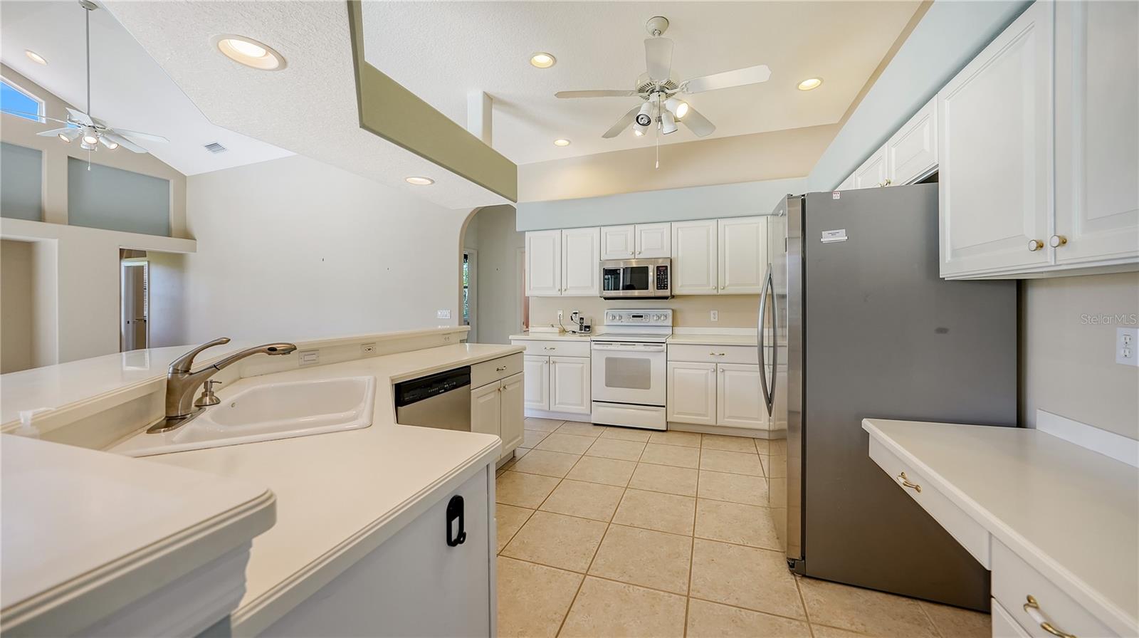 RIVENDELL UNIT 3-B  THE WOODLANDS - Residential