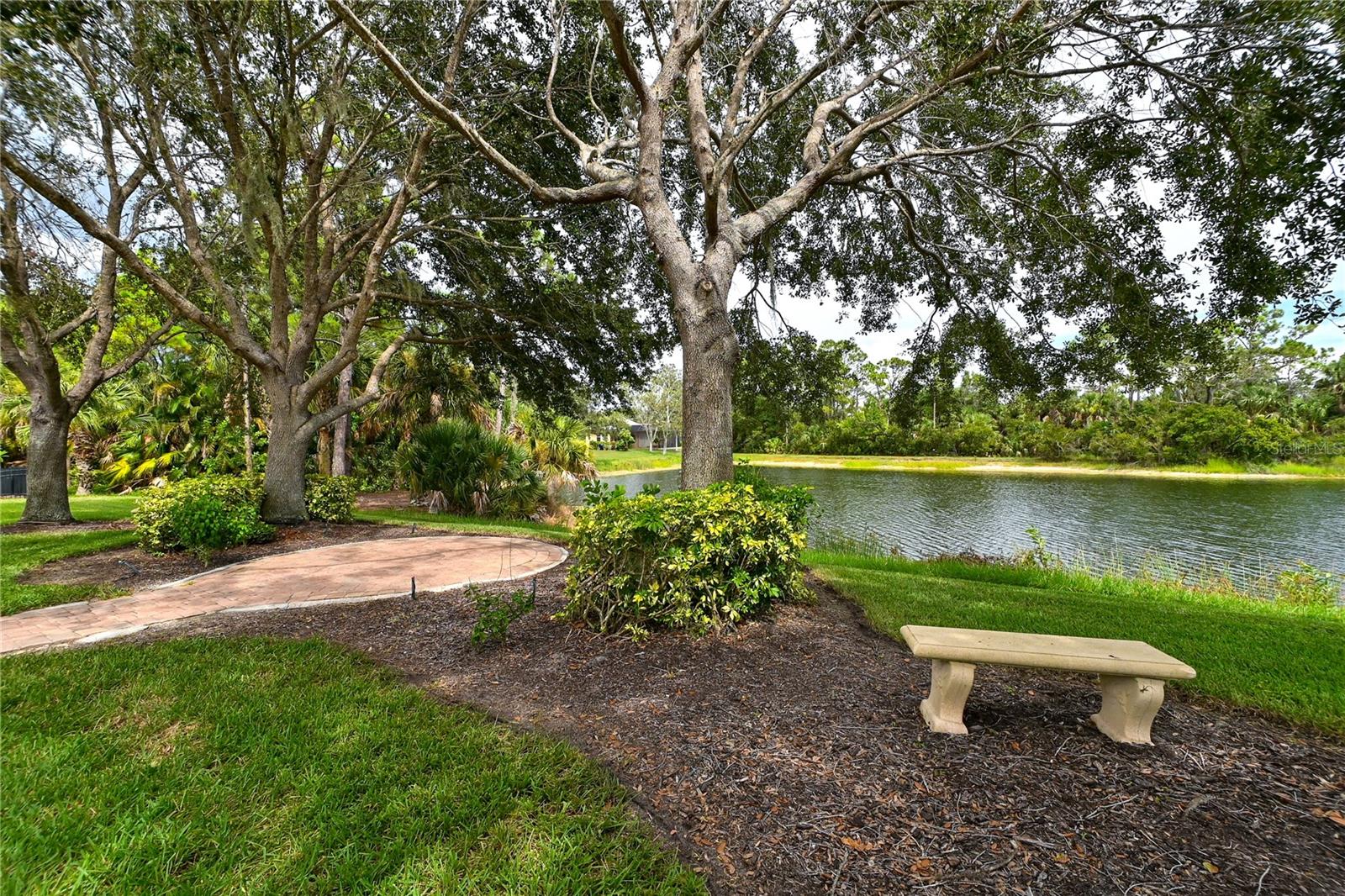 RIVENDELL UNIT 3-B  THE WOODLANDS - Residential