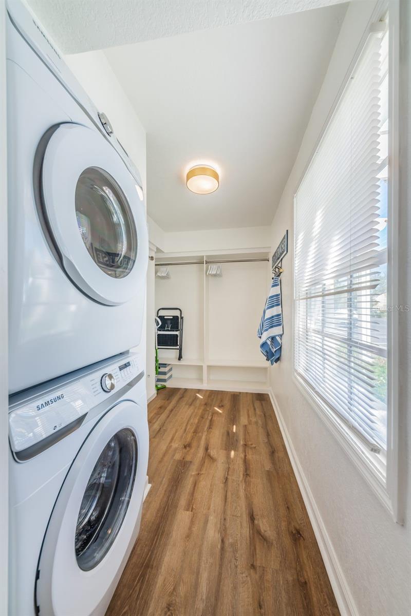 WATERSIDE AT COQUINA KEY SOUTH - Residential