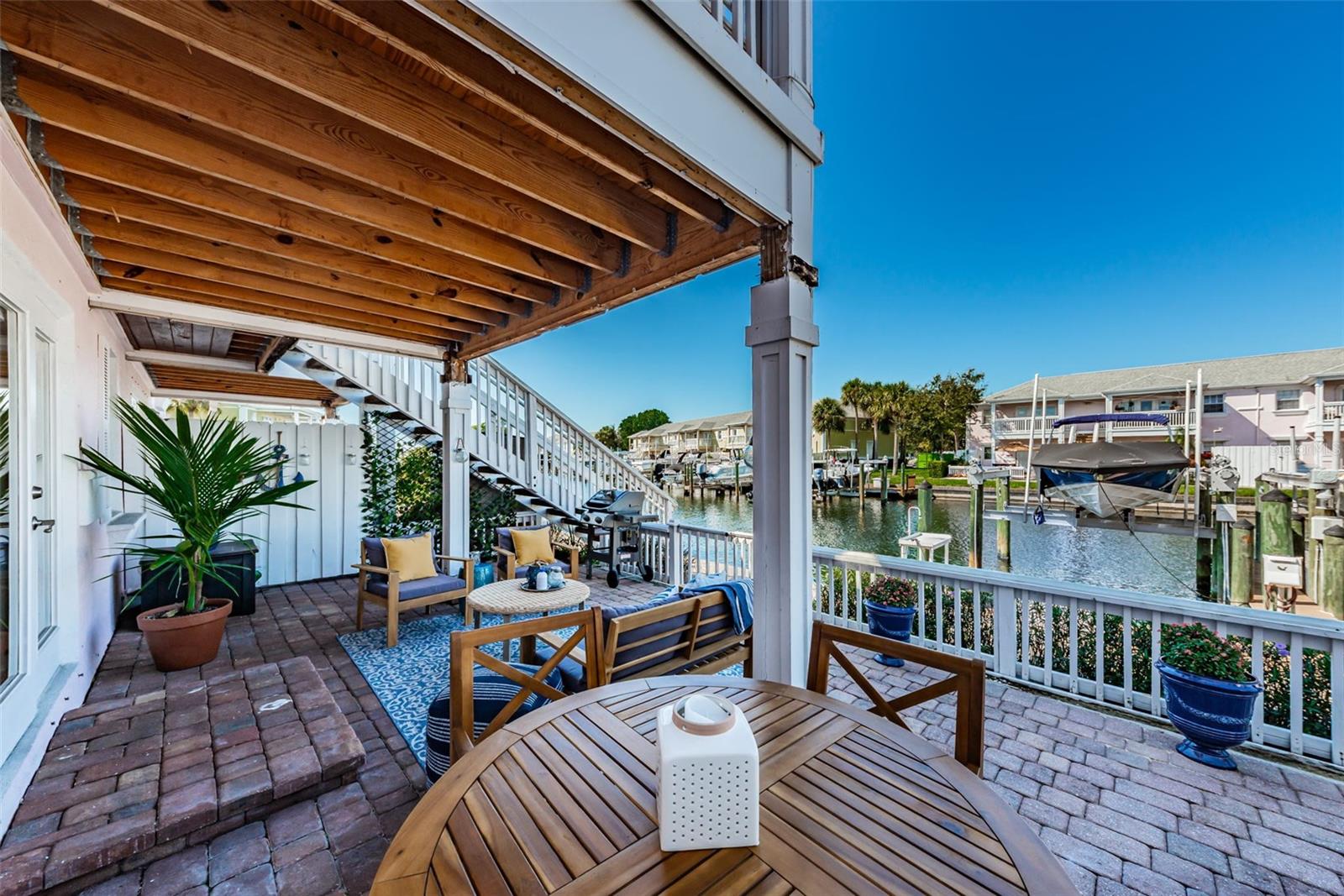 WATERSIDE AT COQUINA KEY SOUTH - Residential