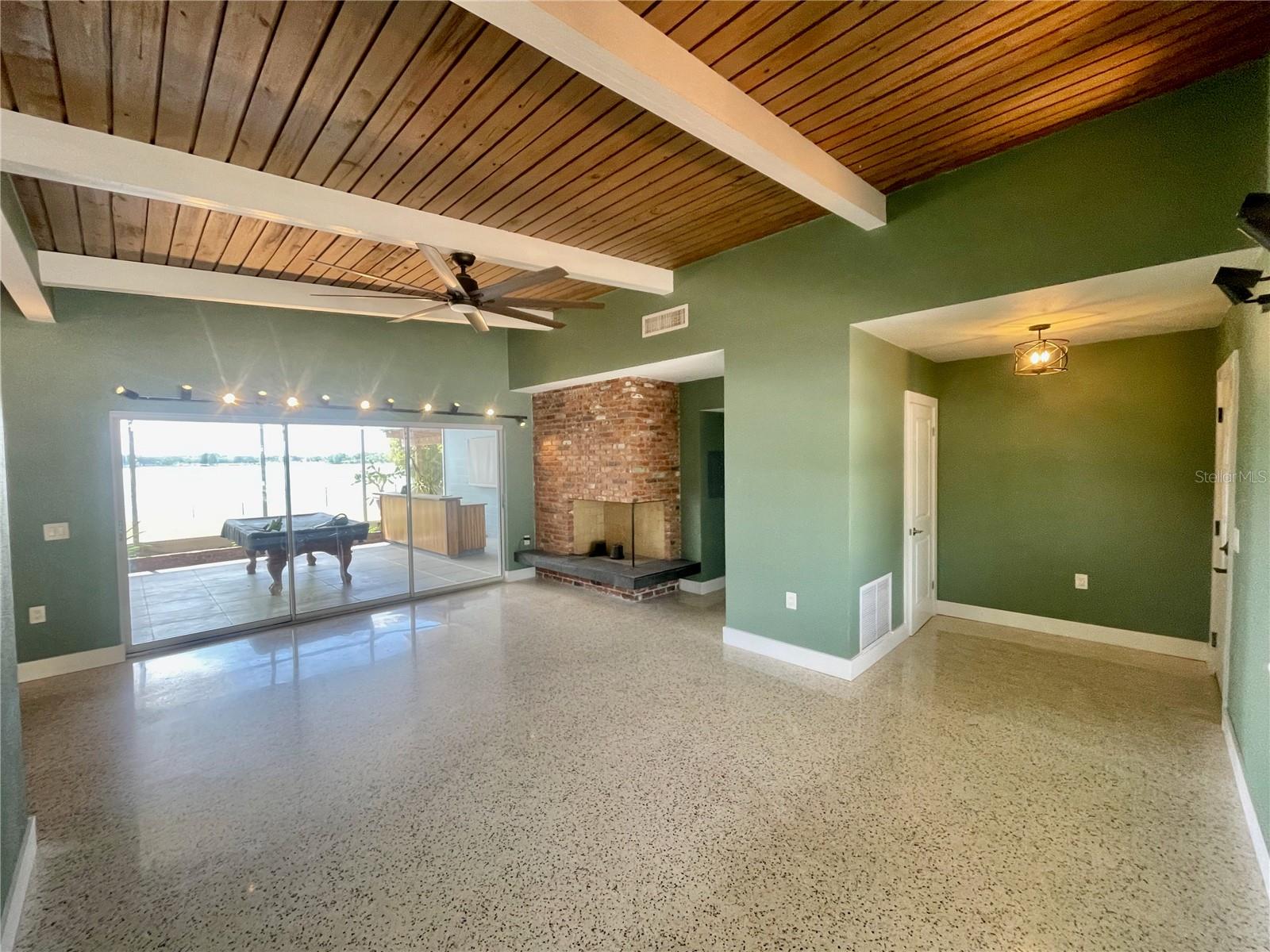 EAST LAKE PARK UNIT ONE - Residential