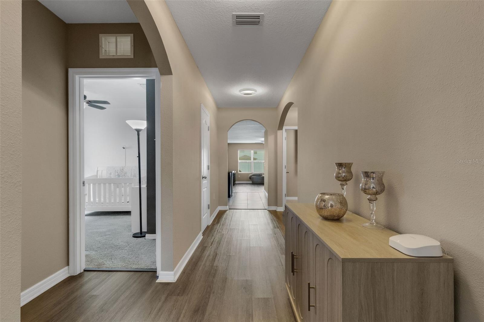 DEL TIERRA PH II - Residential