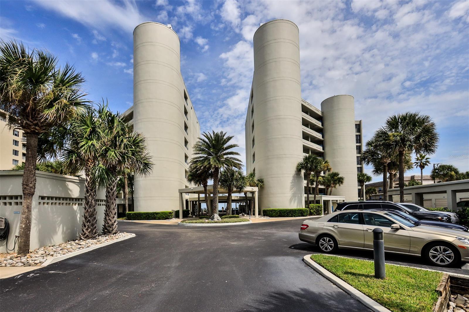 Ebb Tide Condo - Residential