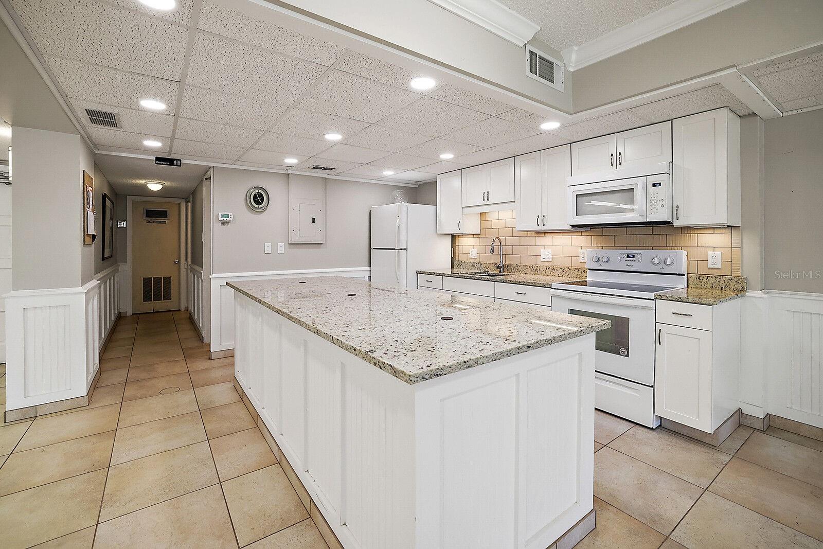 MOUNT DORA SOUTHERN OAKS CONDO - Residential Lease