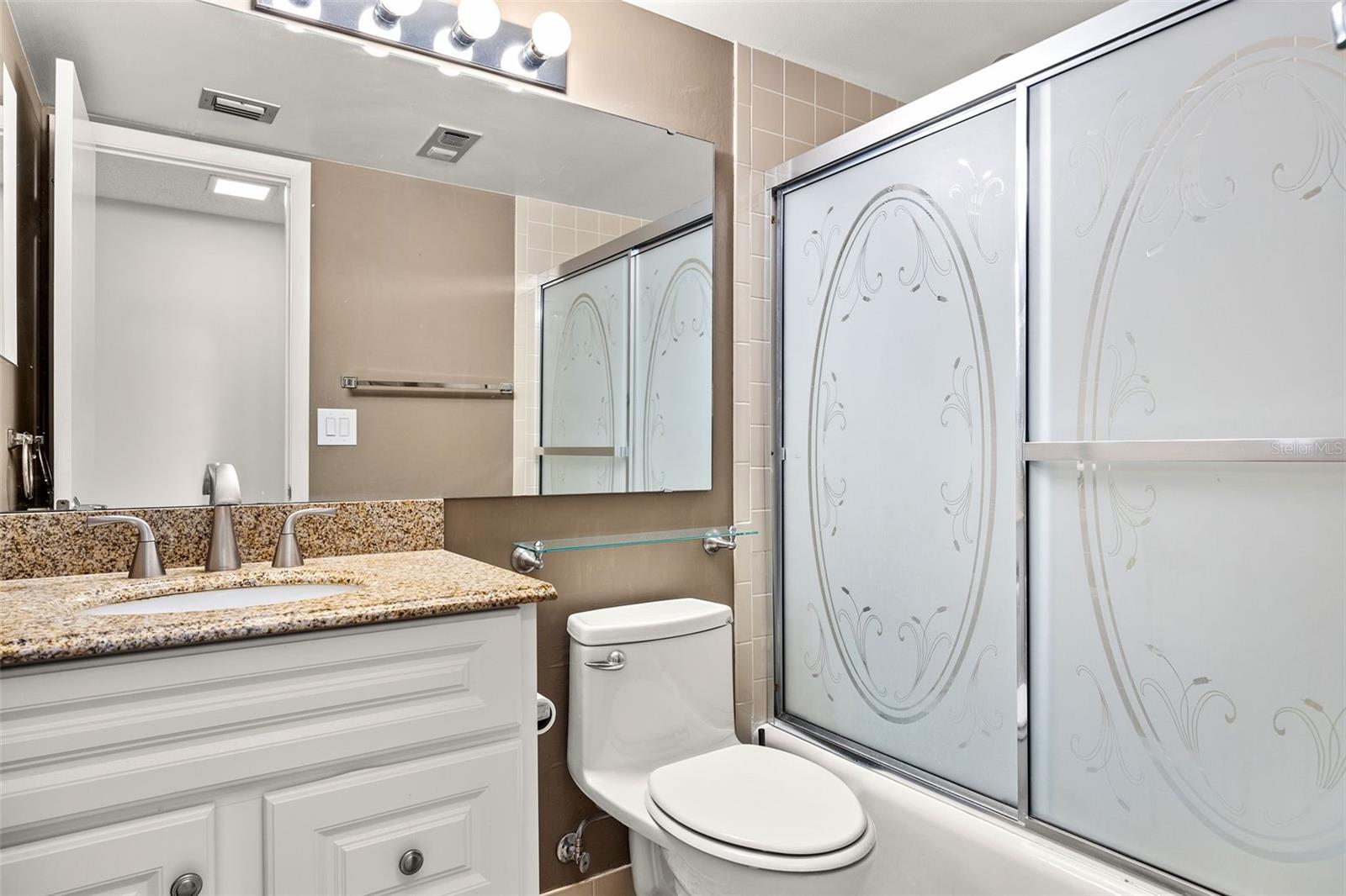 MOUNT DORA SOUTHERN OAKS CONDO - Residential Lease
