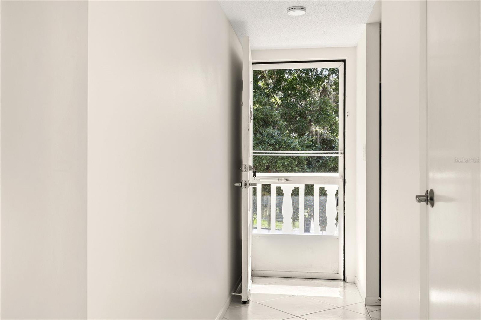 MOUNT DORA SOUTHERN OAKS CONDO - Residential Lease