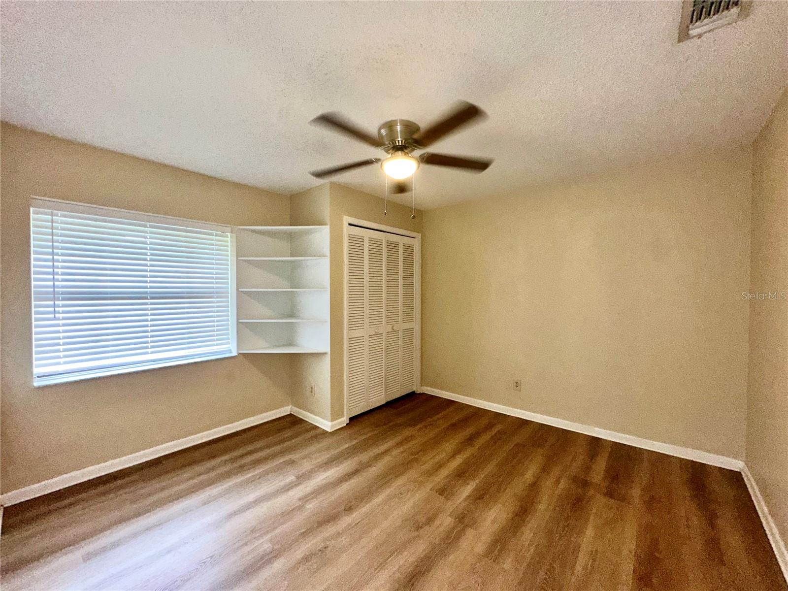 EMERALD LAKE COLONY UNIT 1 - Residential Lease