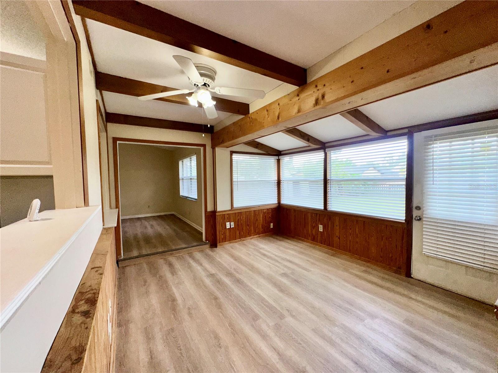 EMERALD LAKE COLONY UNIT 1 - Residential Lease