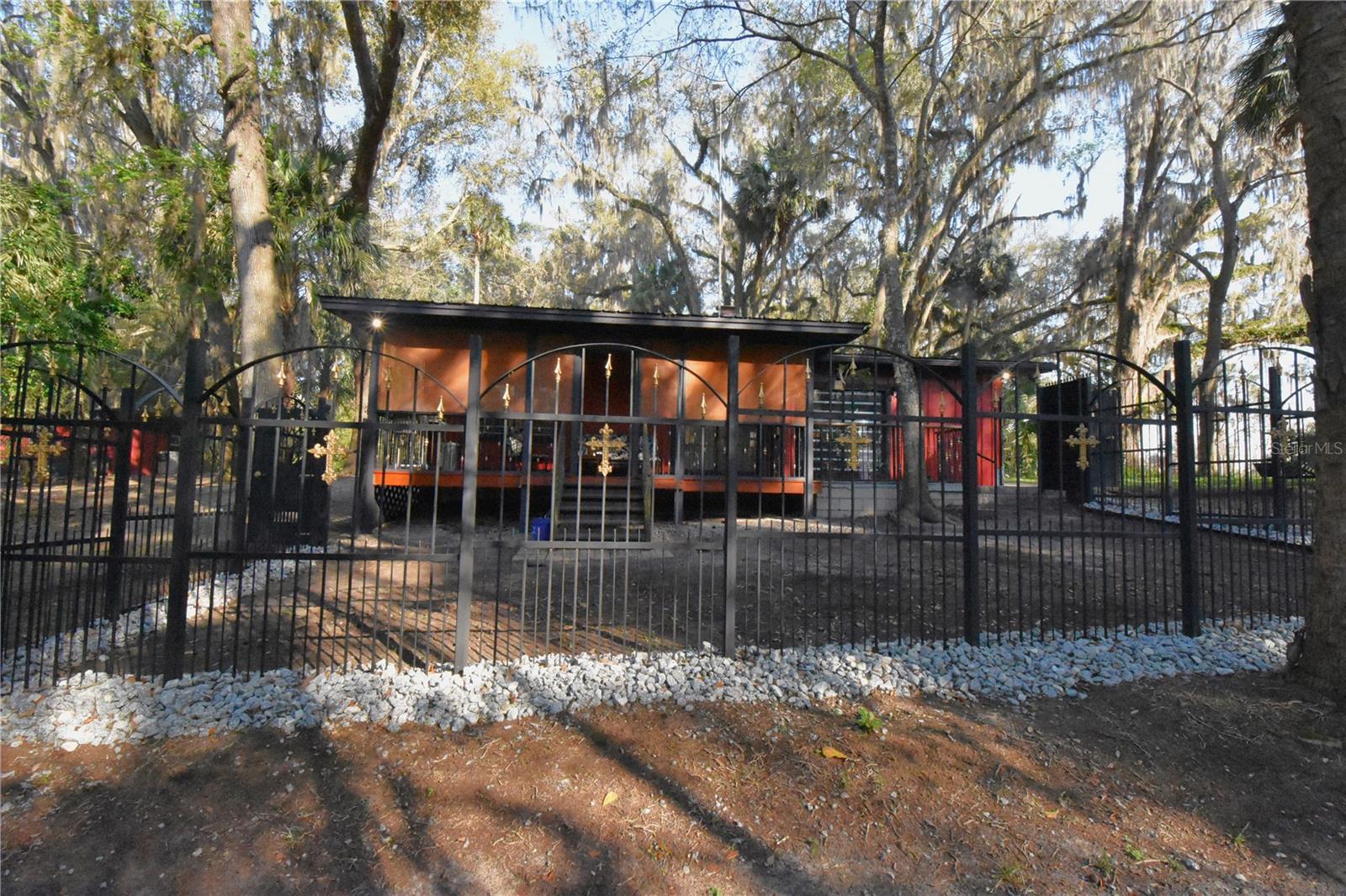 LEITNER TR E LEVY GRANT - Residential