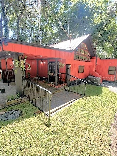 1302 SE WACAHOOTA ROAD