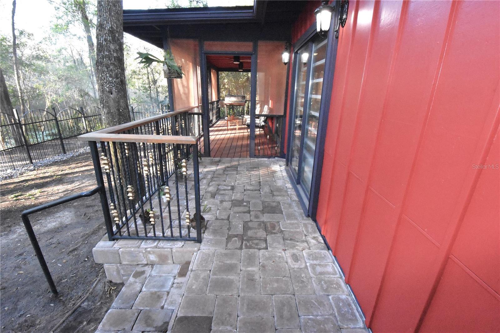 LEITNER TR E LEVY GRANT - Residential