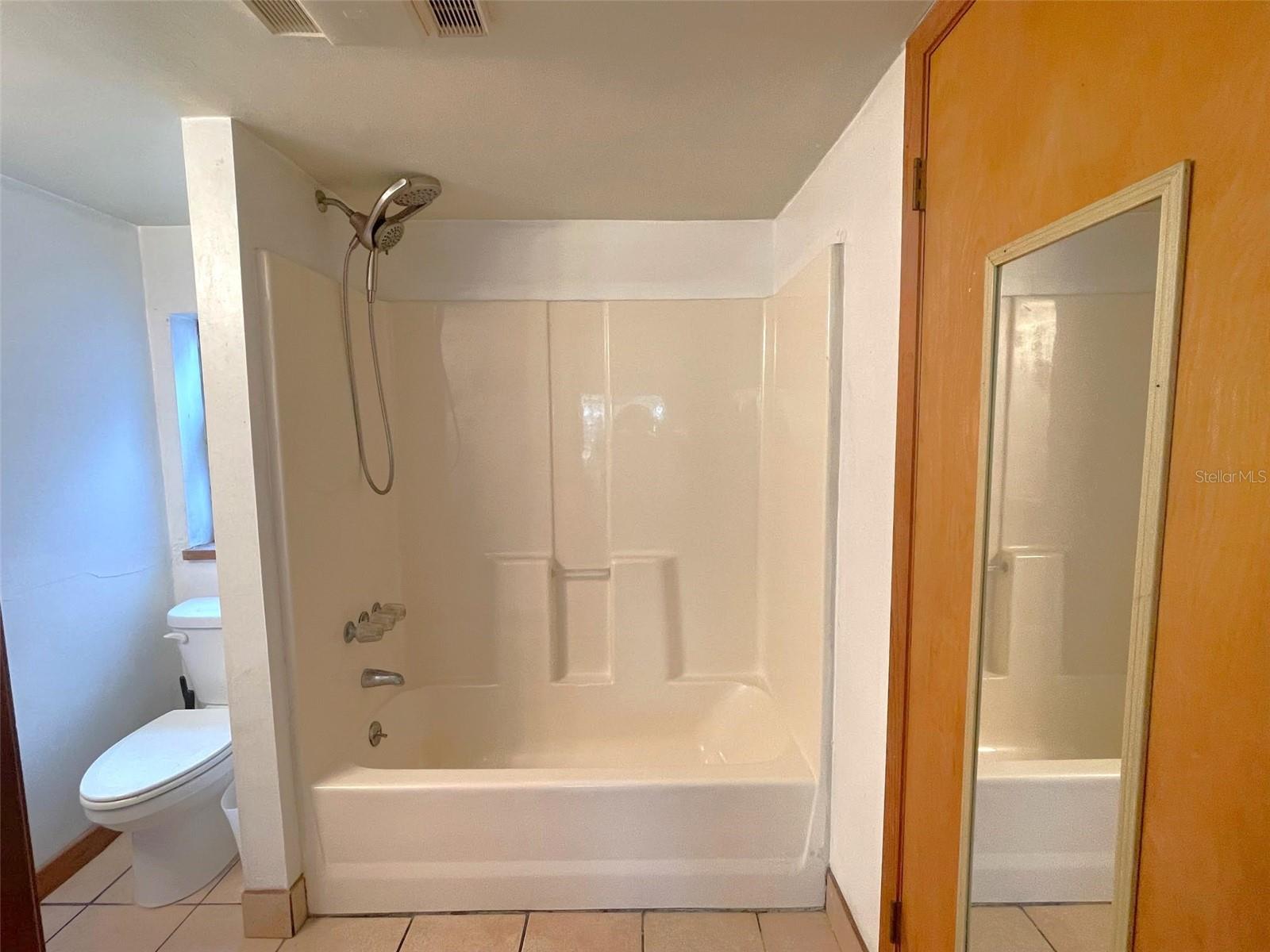 LEITNER TR E LEVY GRANT - Residential