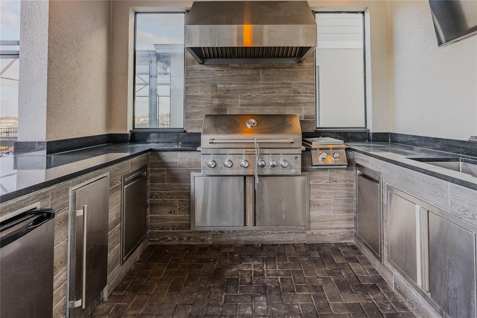 WINDSOR ISLAND RESIDENCE - Residential